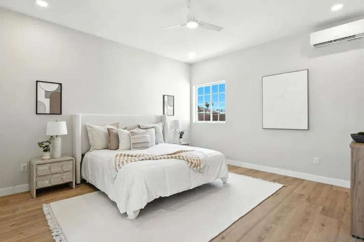 646 Parkbrook St, Spring Valley, California 91977