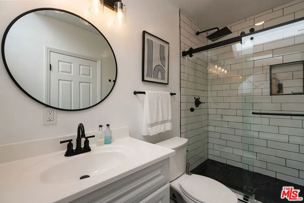 3011 Clune Avenue, Venice, California 90291 home-pic-21