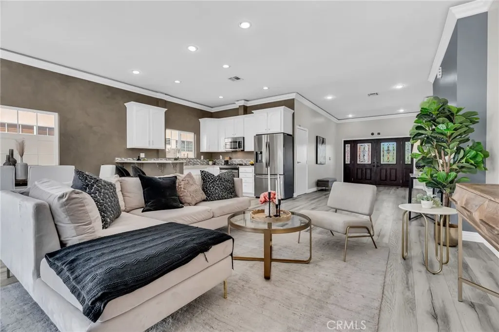17908 Califa Street, Encino, California 91316 home-pic-7