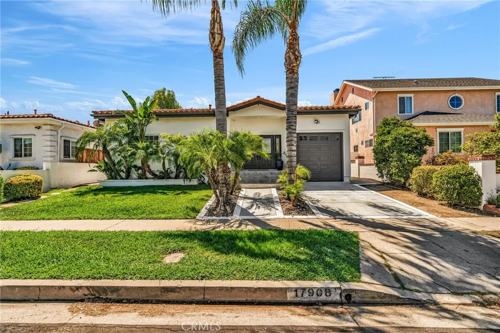17908 Califa Street, Encino, California 91316 home-pic-39