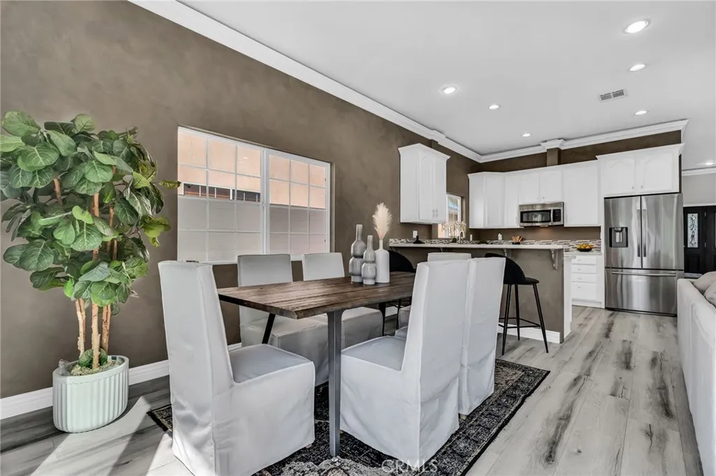 17908 Califa Street, Encino, California 91316 home-pic-11