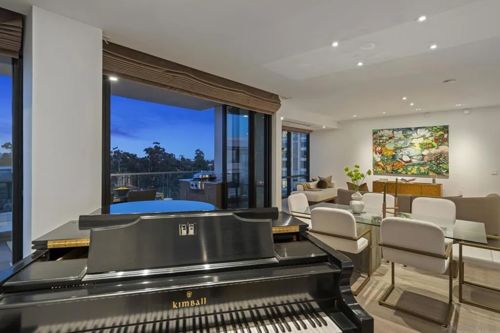 2604 5th Ave 801, San Diego, California 92103 home-pic-21