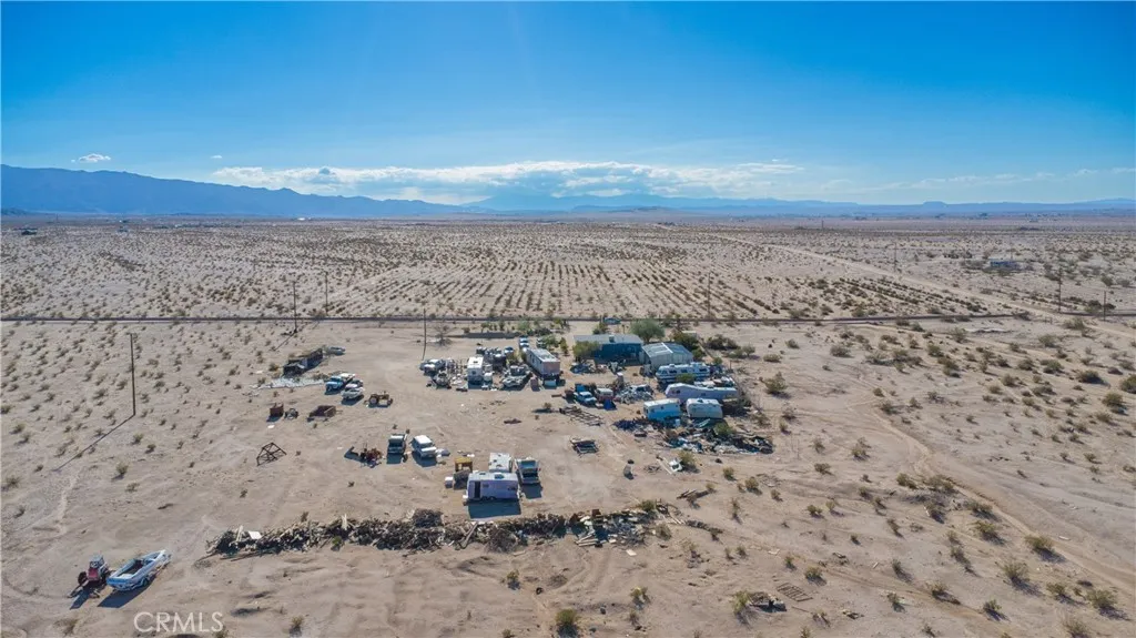 5737 Gammel Road, 29 Palms, California 92277 home-pic-38