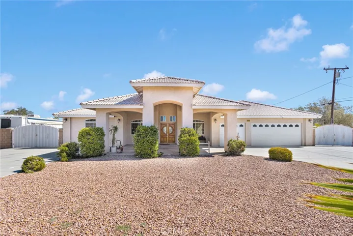 21350 Ramona Avenue, Apple Valley, California 92307