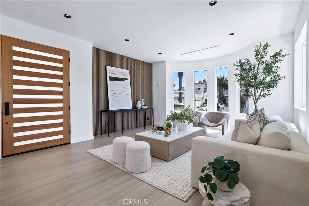 309 8th Street, Huntington Beach, California 92648 home-pic-5