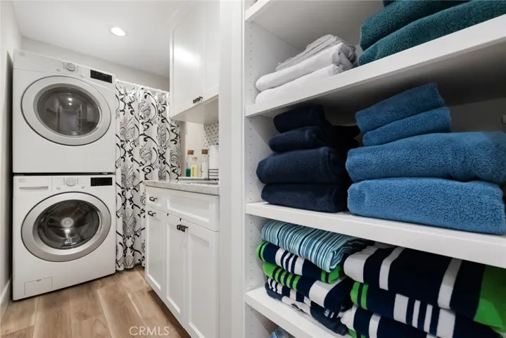 335 W I Street, Encinitas, California 92024