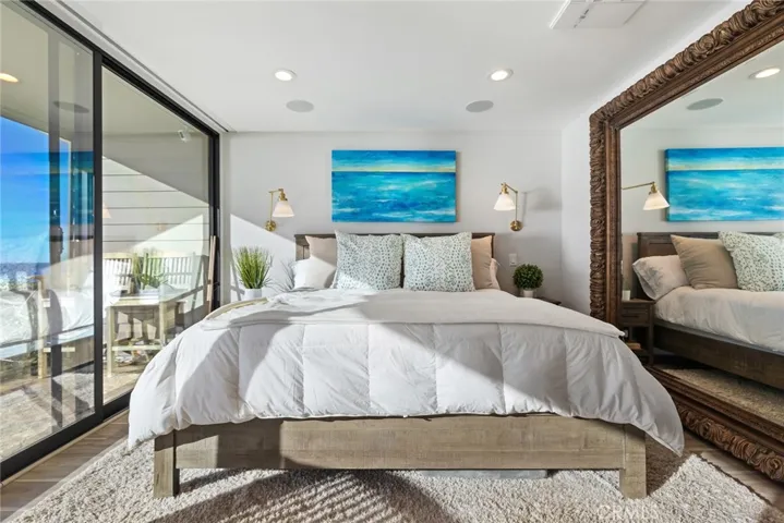 335 W I Street, Encinitas, California 92024
