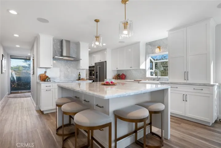 335 W I Street, Encinitas, California 92024