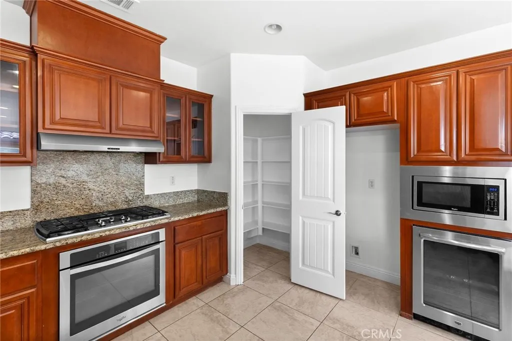 1254 Heritage Drive, Calimesa, California 92320 home-pic-15