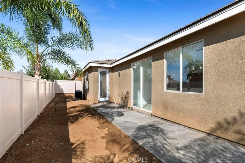 1254 Heritage Drive, Calimesa, California 92320 home-pic-34