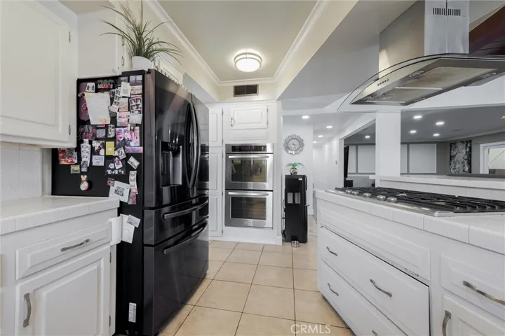 613 N Meyer Street, San Fernando, California 91340
