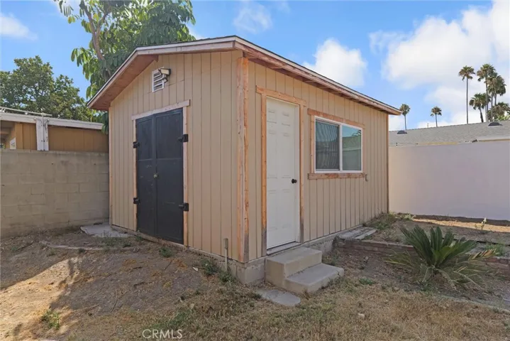 613 N Meyer Street, San Fernando, California 91340