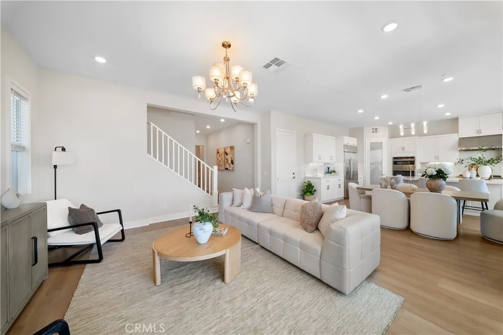 671 Pelion, Lake Forest, California 92630 home-pic-7