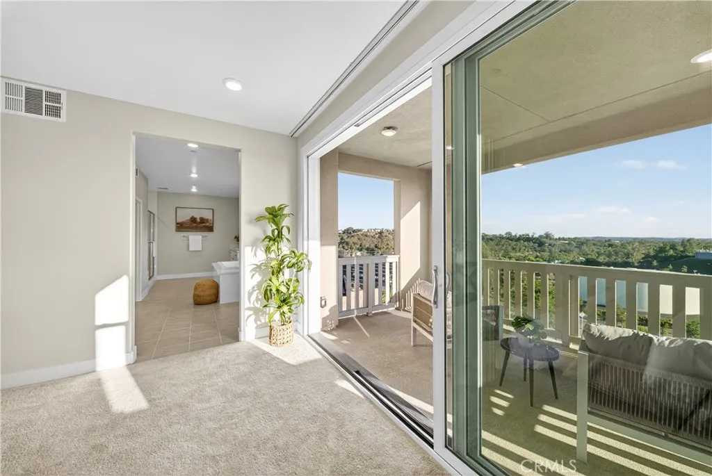 671 Pelion, Lake Forest, California 92630 home-pic-12