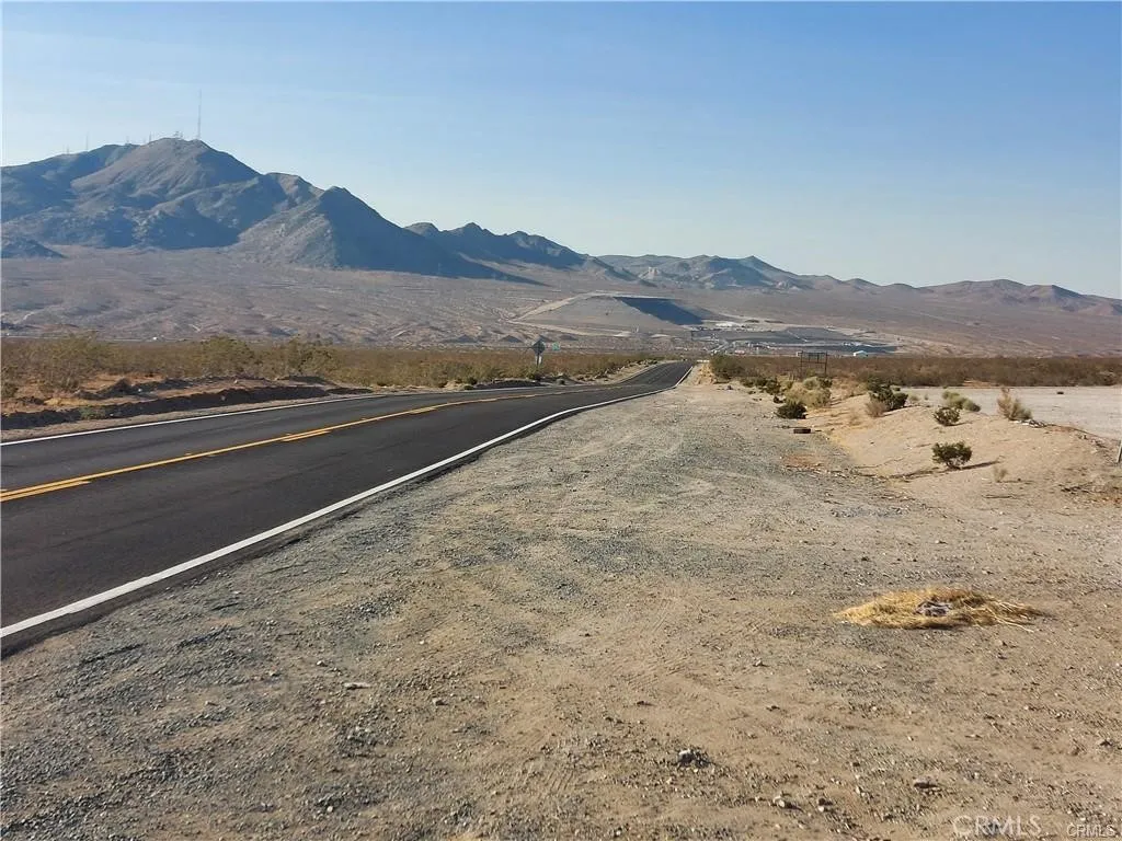 view to the north with Victorville land fill