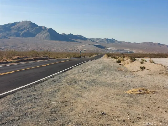 view to the north with Victorville land fill
