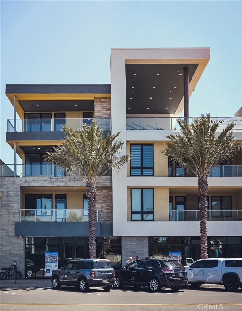 414 Main Street 330, Huntington Beach, California 92648 home-pic-1