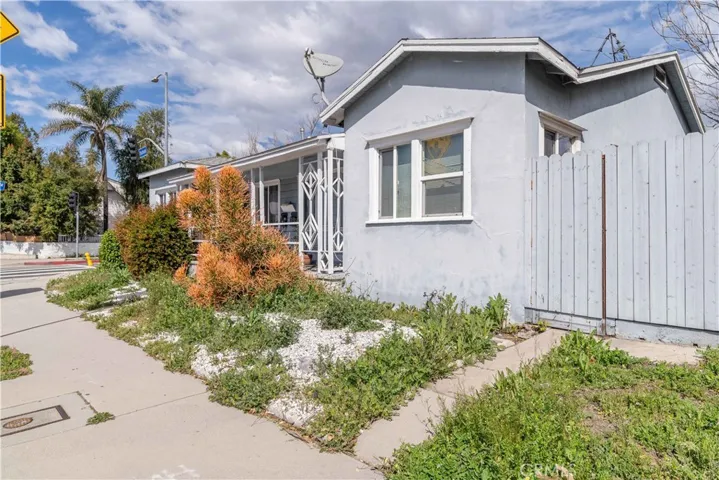 11655 Burbank Boulevard, North Hollywood, California 91601