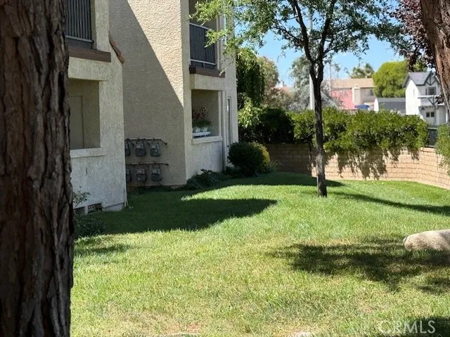 2554 Olive Drive 31, Palmdale, California 93550 home-pic-4