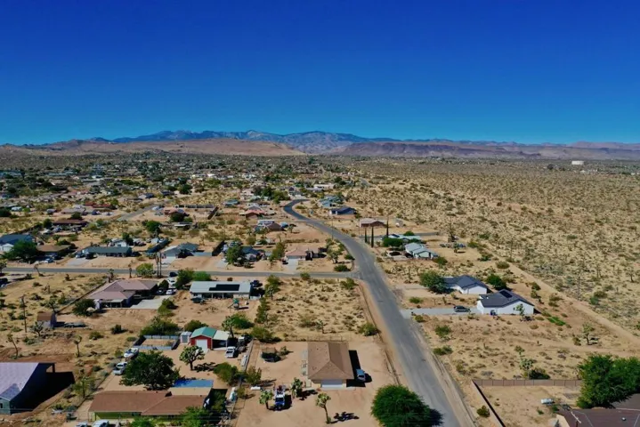 DJI17