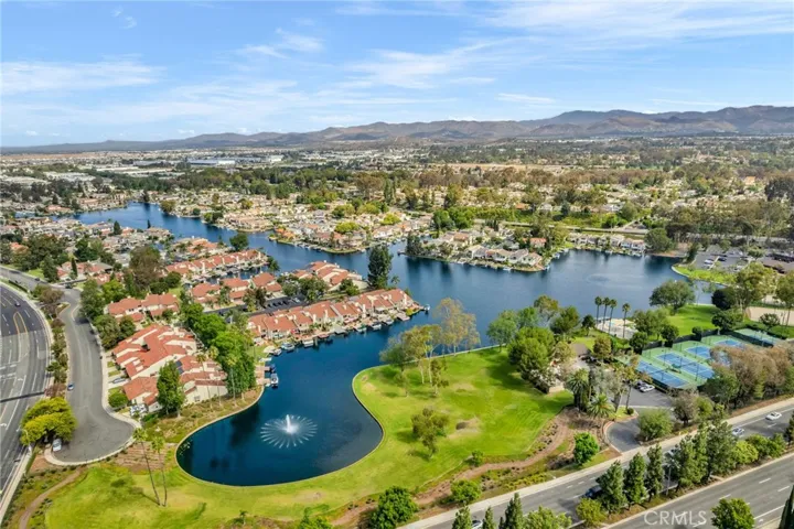 21704 Lake Vista Dr, Lake Forest, California 92630