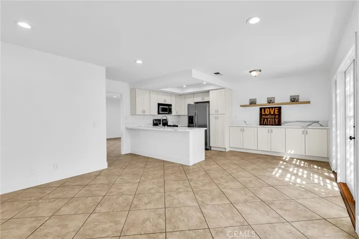 21704 Lake Vista Dr, Lake Forest, California 92630