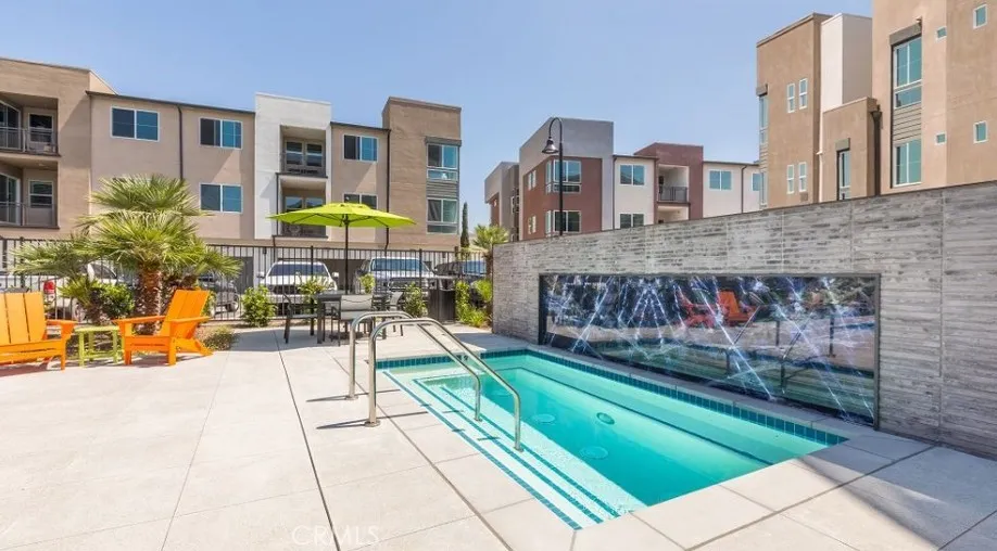 980 N Tangent Privado 303, Ontario, California 91764 home-pic-16