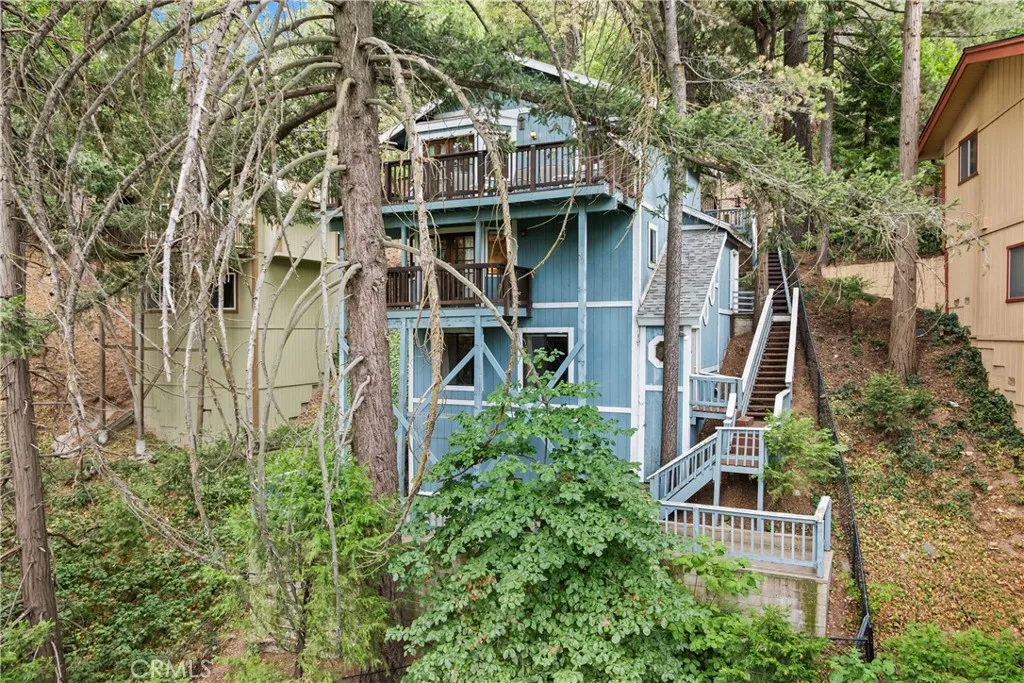23774 Lakeview Drive, Crestline, California 92325 home-pic-15