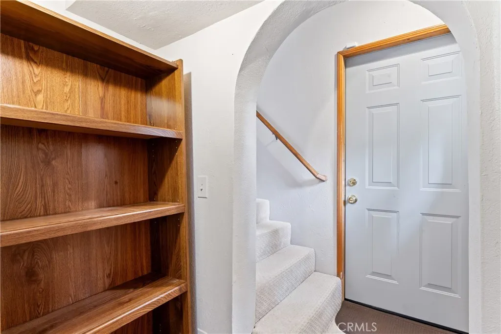 23774 Lakeview Drive, Crestline, California 92325 home-pic-28