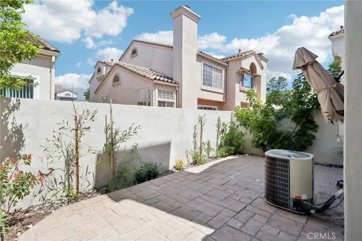 116 Almador, Irvine, California 92614