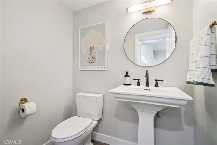 116 Almador, Irvine, California 92614