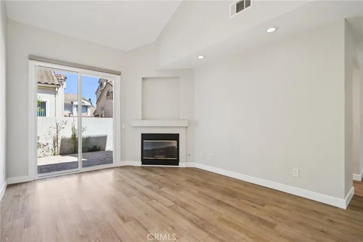 116 Almador, Irvine, California 92614