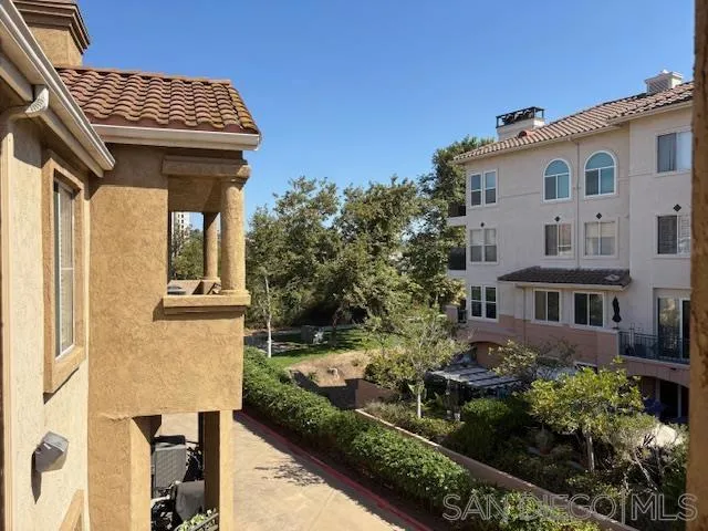 580 Camino De La Reina 320, San Diego, California 92108