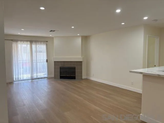 580 Camino De La Reina 320, San Diego, California 92108
