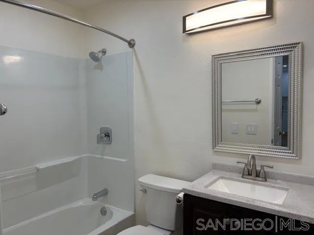 580 Camino De La Reina 320, San Diego, California 92108