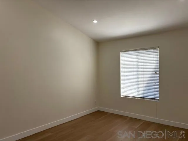 580 Camino De La Reina 320, San Diego, California 92108