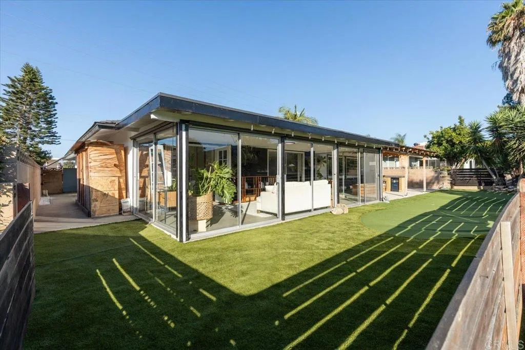 1267 Discovery Street, San Marcos, California 92078 home-pic-44