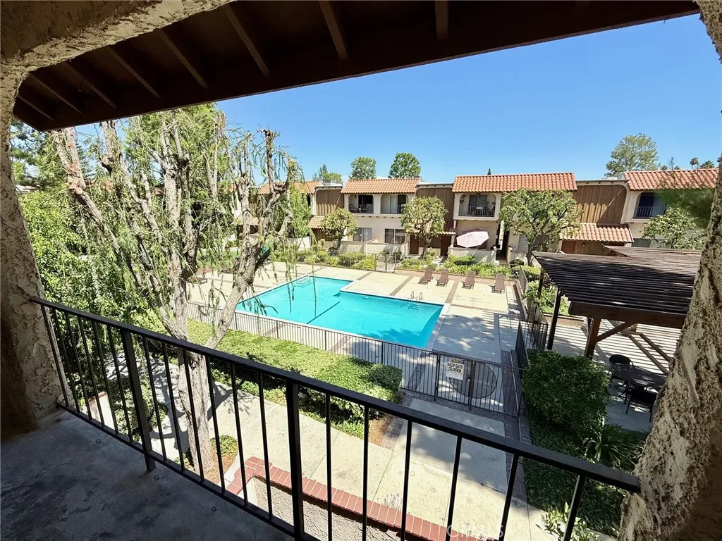 19545 Sherman Way 99, Reseda, California 91335 home-pic-22