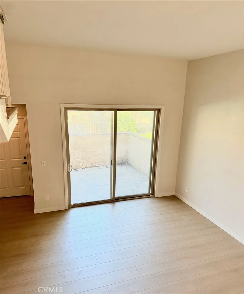 19545 Sherman Way 99, Reseda, California 91335 home-pic-7