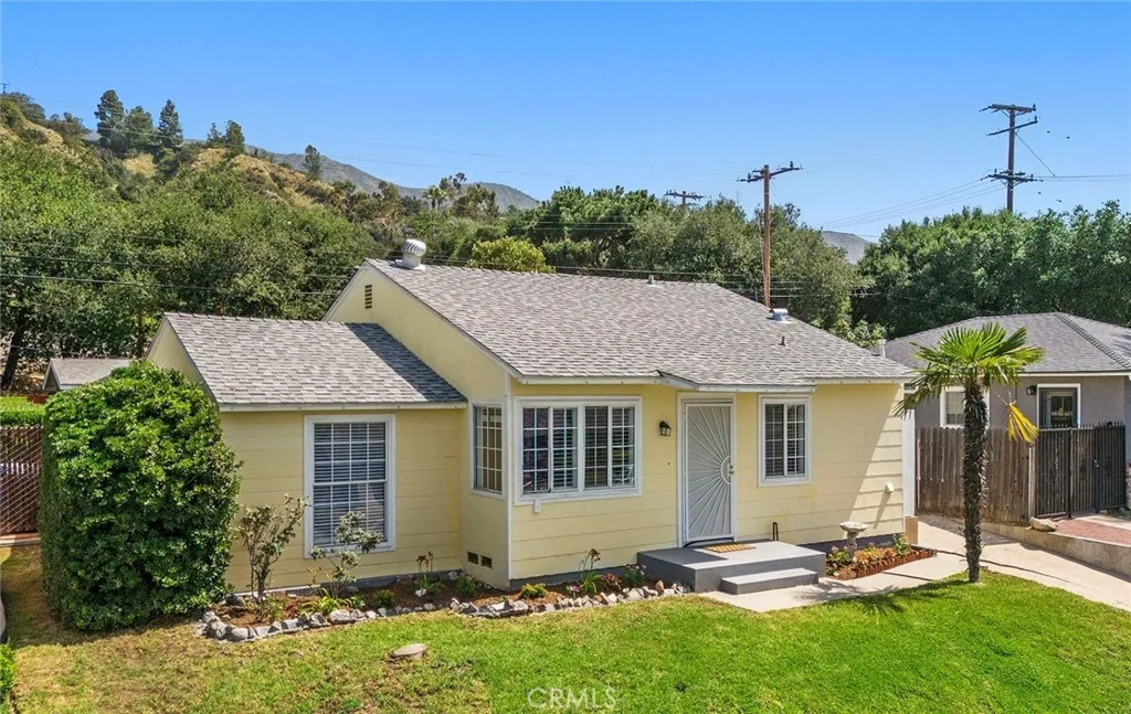 2051 Royal Oaks Drive, Duarte, California 91010, 3 Bedrooms Bedrooms, ,2 BathroomsBathrooms,Residential,For Sale,Royal Oaks,IG25199228