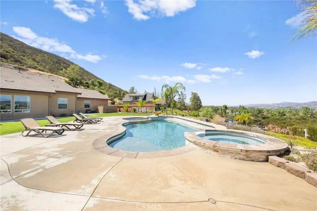 42900 Ivy Street, Murrieta, California 92562 home-pic-50