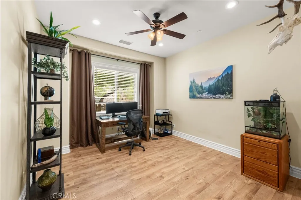 42900 Ivy Street, Murrieta, California 92562 home-pic-41