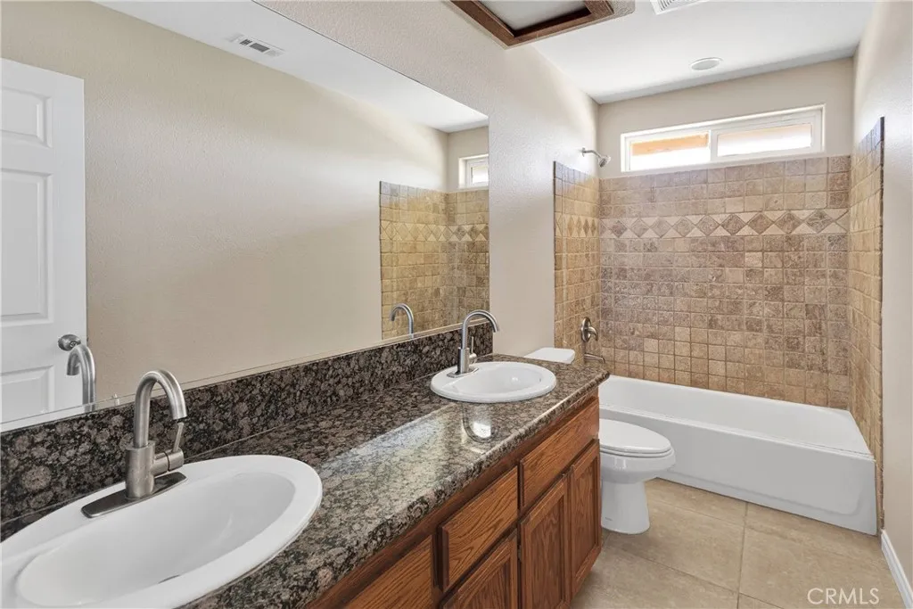 11569 Arroyo Avenue, Hesperia, California 92345 home-pic-23