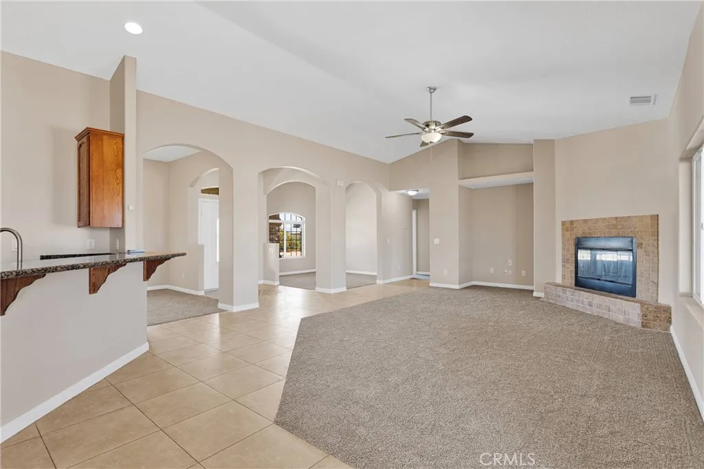 11569 Arroyo Avenue, Hesperia, California 92345 home-pic-6