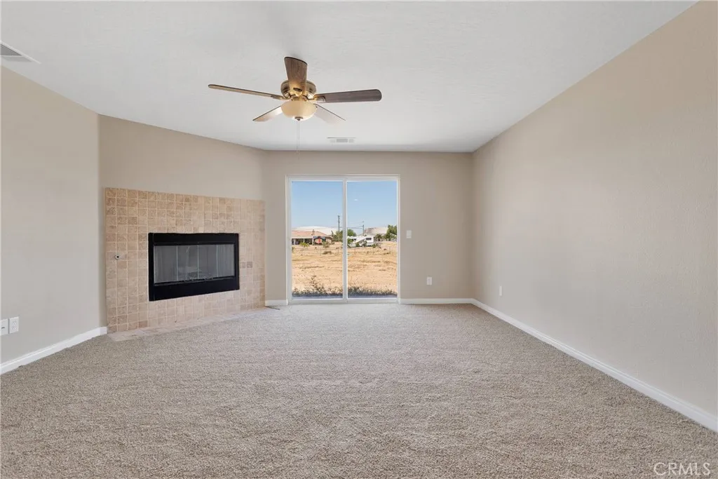 11569 Arroyo Avenue, Hesperia, California 92345 home-pic-18