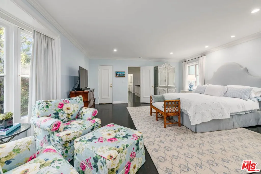 1110 Benedict Canyon Drive, Beverly Hills, California 90210 home-pic-34