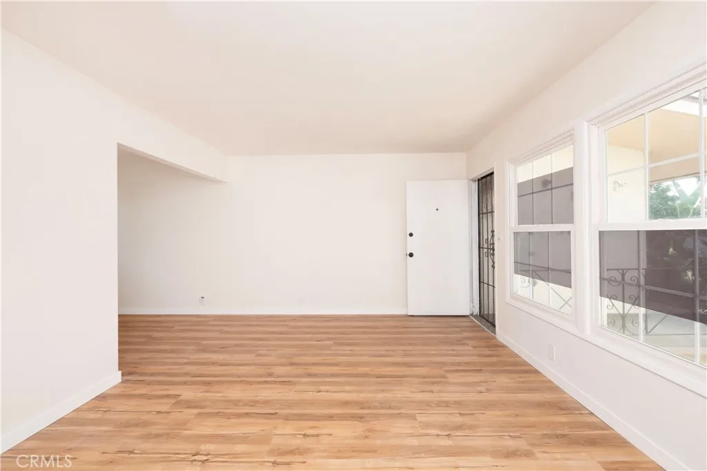 1280 E 4th Street 8, Long Beach, California 90802 home-pic-6
