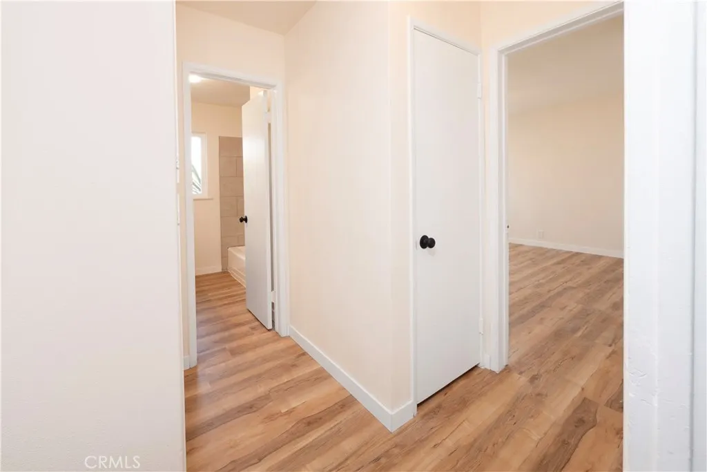 1280 E 4th Street 8, Long Beach, California 90802 home-pic-17