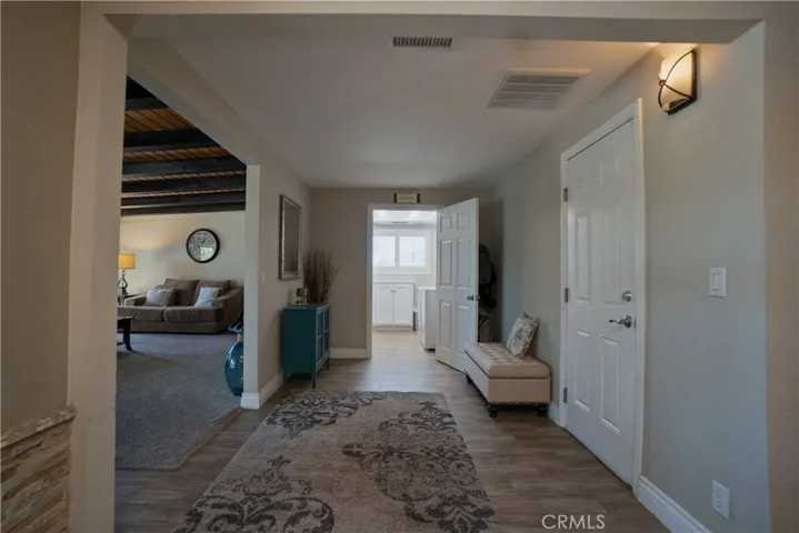 14405 Mandan Road, Apple Valley, California 92307