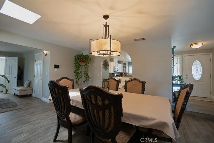 14405 Mandan Road, Apple Valley, California 92307
